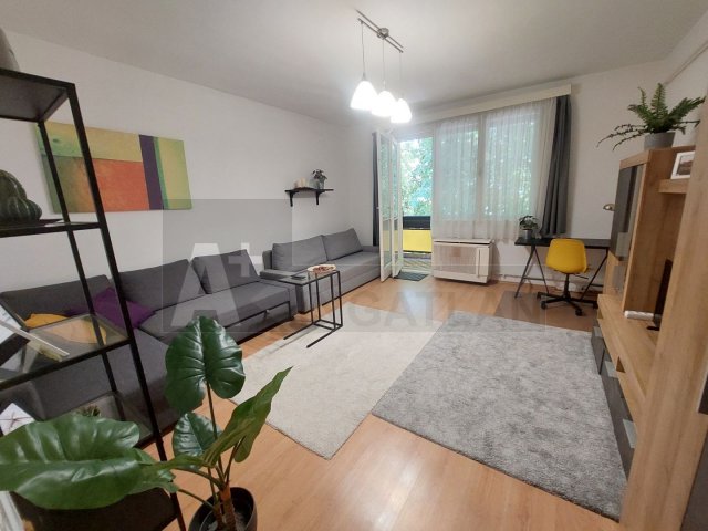 Kiadó téglalakás, albérlet, Szegeden 250 E Ft / hó, 2 szobás