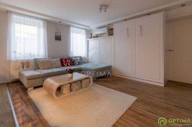 Eladó téglalakás, Budapesten, IX. kerületben, Kinizsi utcában