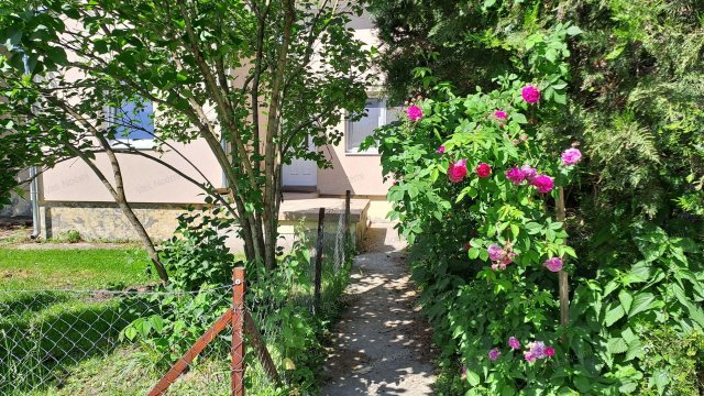 Eladó téglalakás, Nagykanizsán 29.3 M Ft, 3 szobás