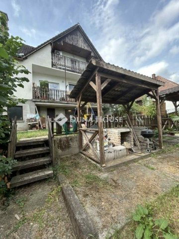 Eladó családi ház, Mendén 79 M Ft, 2 szobás