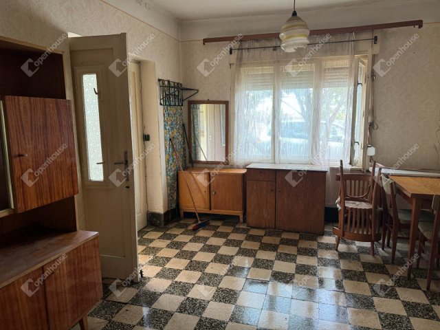 Eladó családi ház, Mocsán 35 M Ft, 4 szobás