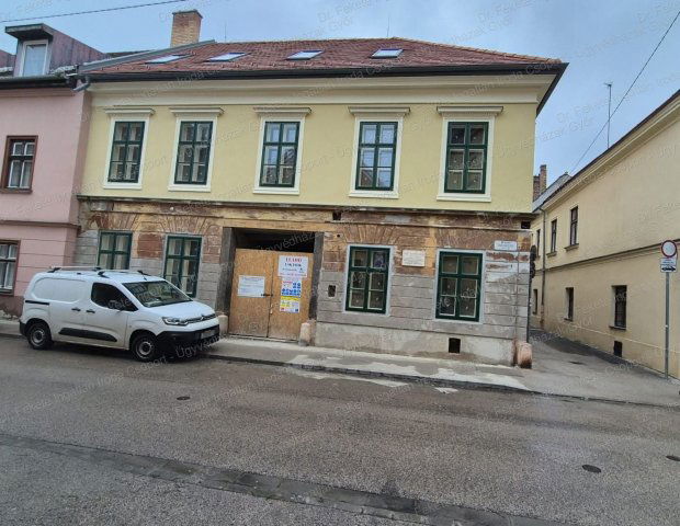 Eladó iroda, Győrött 59.9 M Ft, 2 szobás / költözzbe.hu