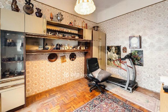 Eladó családi ház, Budapesten, XV. kerületben 136.6 M Ft