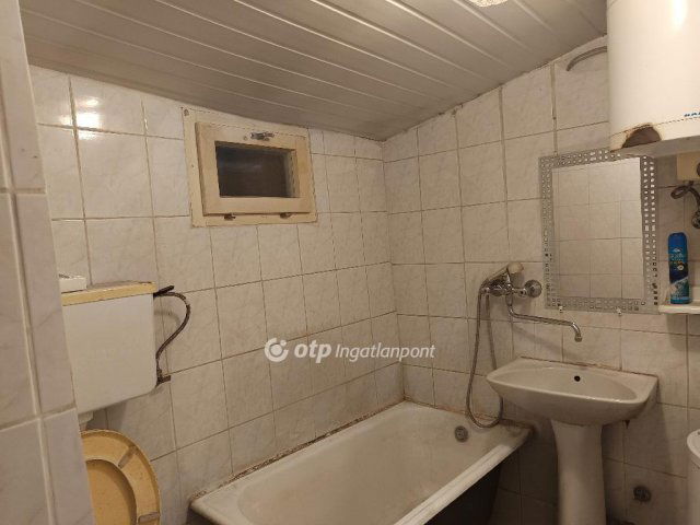 Eladó családi ház, Budapesten, XXI. kerületben 39.6 M Ft