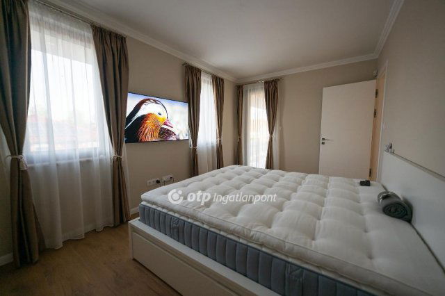 Eladó családi ház, Üllőn 184.6 M Ft, 4 szobás