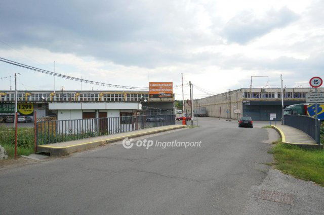Kiadó iroda, Budaörsön 1153 E Ft / hó, 1 szobás