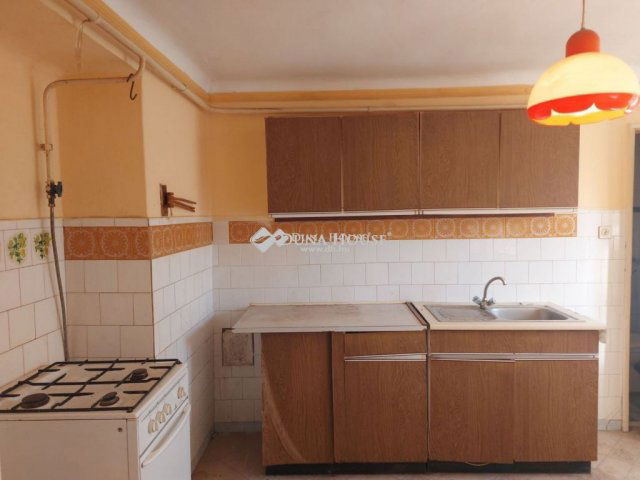 Eladó családi ház, Izsákon, Andrássi utcában 22.5 M Ft