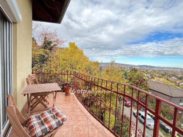 Eladó téglalakás, Budapesten, XXII. kerületben 160 M Ft