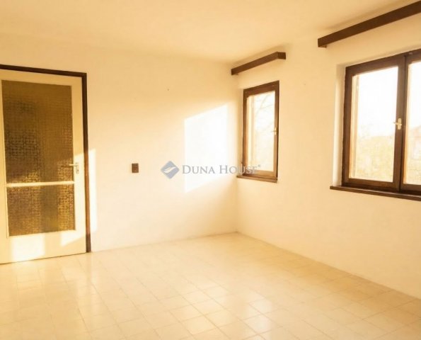 Eladó családi ház, Zalaegerszegen 29 M Ft, 2 szobás