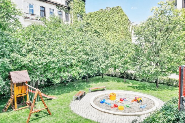 Eladó téglalakás, Budapesten, VIII. kerületben, Futó utcában