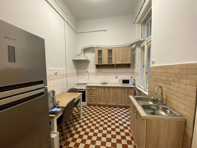 Eladó téglalakás, Budapesten, VIII. kerületben 74 M Ft, 2 szobás