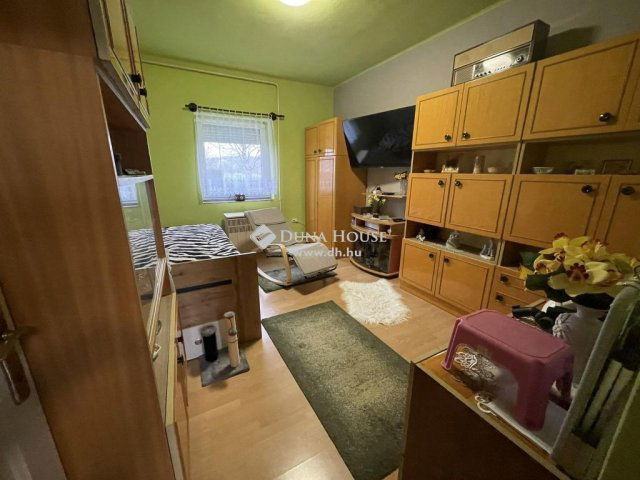 Eladó családi ház, Vilonyán 49.9 M Ft, 4 szobás