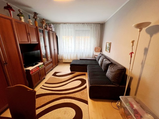 Eladó téglalakás, Nyíregyházán 47.5 M Ft, 2+2 szobás