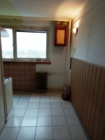 Kiadó panellakás, albérlet, Miskolcon 110 E Ft / hó, 2+1 szobás