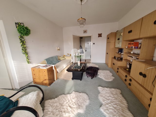 Eladó téglalakás, Székesfehérvárott 49.9 M Ft, 2 szobás