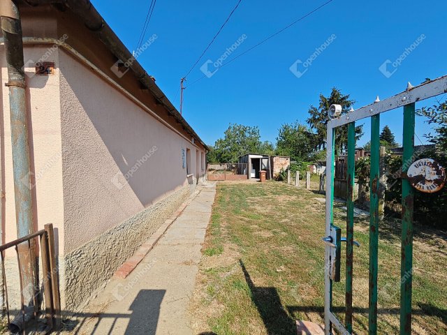 Eladó családi ház, Táplánszentkereszten 25 M Ft, 2 szobás