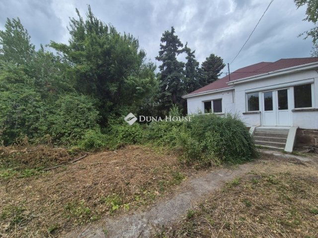 Eladó családi ház, Enyingen 36.9 M Ft, 2 szobás