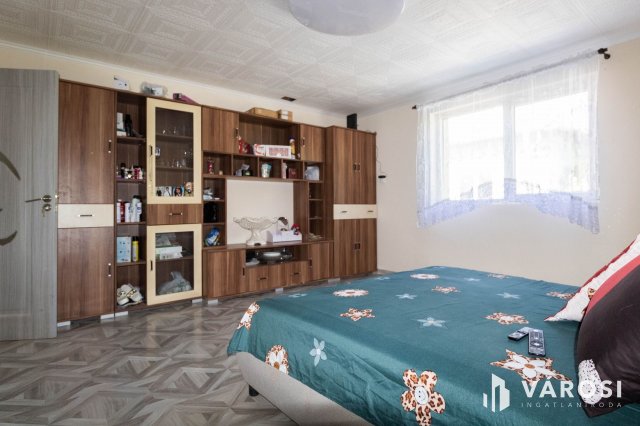 Eladó családi ház, Sarkadon 15 M Ft, 2+1 szobás