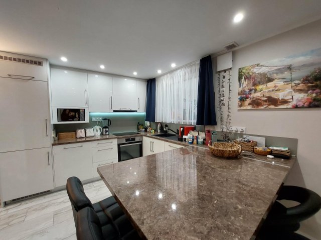 Eladó téglalakás, Szegeden, Boldogasszony sugárúton 51.99 M Ft