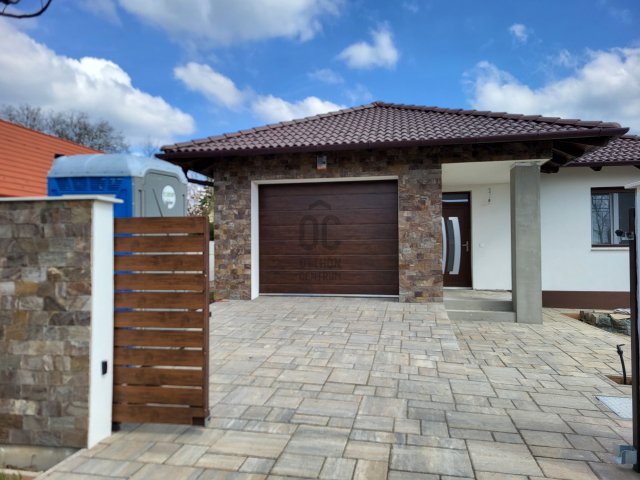 Eladó családi ház, Érden 168.9 M Ft, 4 szobás