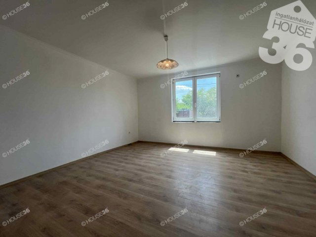 Eladó családi ház, Kecskeméten 27.9 M Ft, 2 szobás