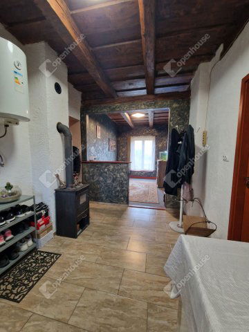 Eladó ikerház, Ászáron 34 M Ft, 3 szobás / költözzbe.hu