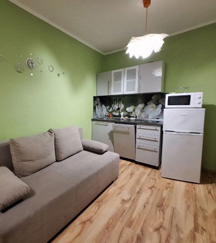 Eladó családi ház, Hévízen 107.8 M Ft, 9 szobás