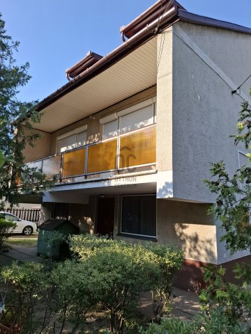 Eladó családi ház, Debrecenben 129.9 M Ft, 6 szobás