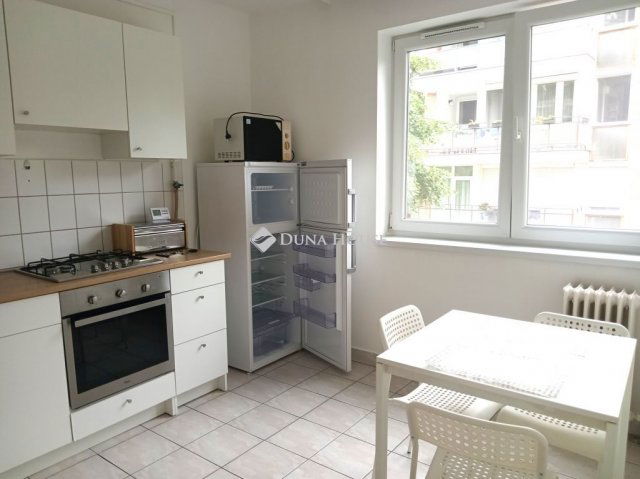 Kiadó téglalakás, albérlet, Debrecenben 210 E Ft / hó, 2 szobás