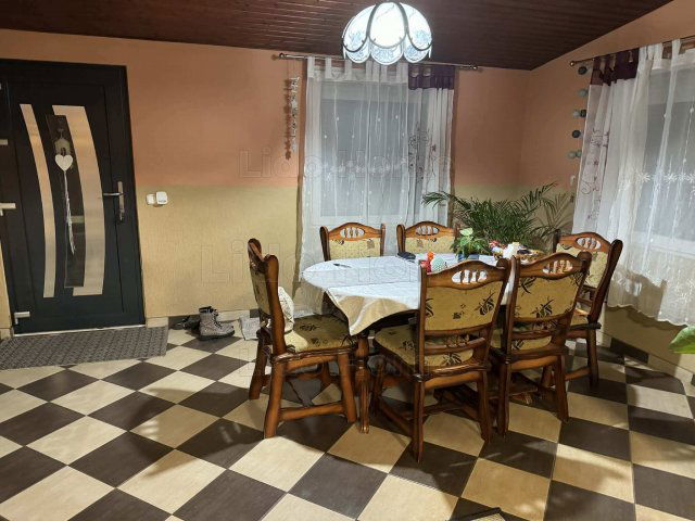 Eladó családi ház, Enyingen 64.9 M Ft, 4 szobás