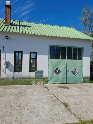Eladó ipari ingatlan, Szabadszálláson 32.9 M Ft