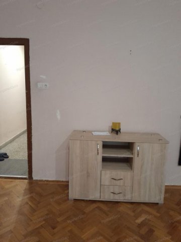 Eladó téglalakás, Kecskeméten 39.9 M Ft, 1 szobás