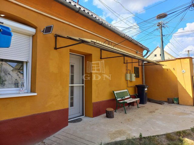 Eladó családi ház, Zalalövőn 16.9 M Ft, 2 szobás