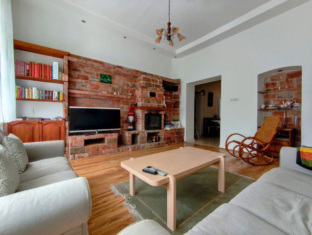 Eladó hotel, Füzesgyarmaton 42.5 M Ft, 4 szobás