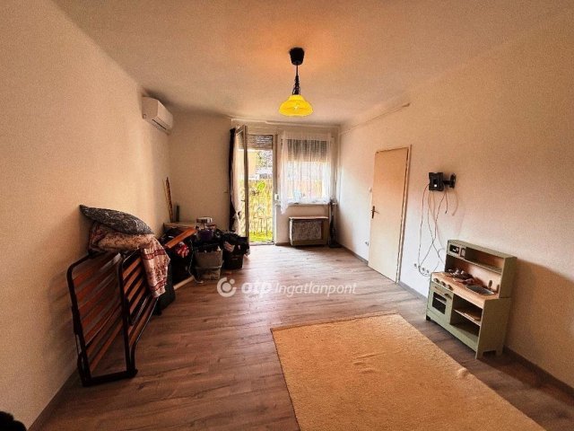 Eladó téglalakás, Budapesten, XX. kerületben 51.5 M Ft, 1 szobás