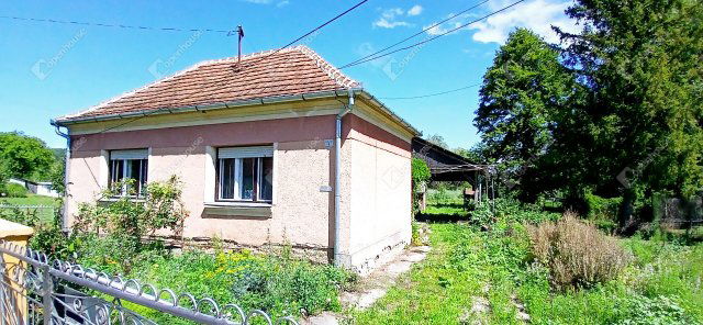 Eladó családi ház, Alsónemesapátiban 27.9 M Ft, 3 szobás