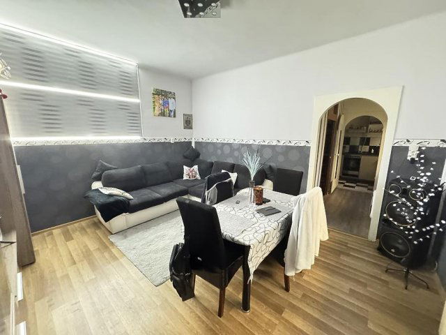 Eladó téglalakás, Budapesten, IV. kerületben, Lőrinc utcában