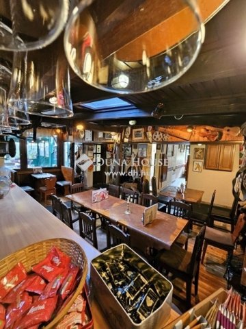 Eladó családi ház, Pilisvörösváron 199 M Ft, 8 szobás