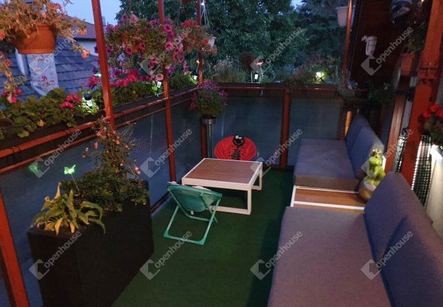 Eladó családi ház, Gyömrőn 189 M Ft, 15 szobás