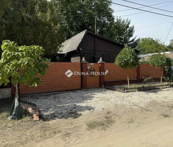 Eladó nyaraló, Lakitelken 24.9 M Ft, 1 szobás