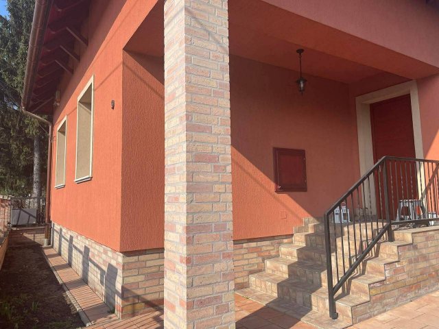 Eladó családi ház, Piliscsabán 115 M Ft, 5 szobás