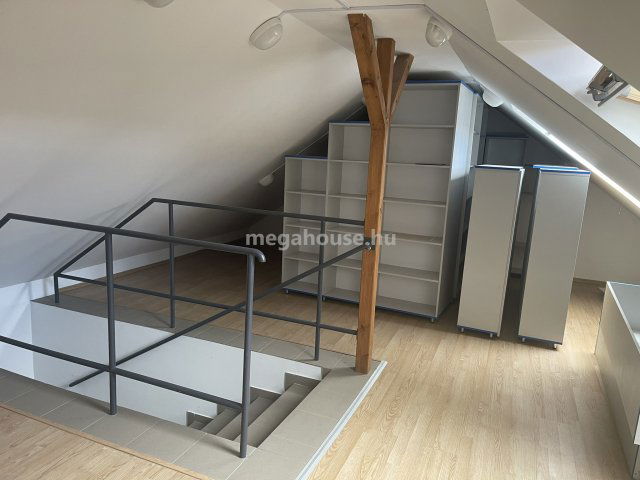 Eladó üzlethelyiség, Budakeszin 99.9 M Ft / költözzbe.hu