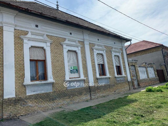 Eladó családi ház, Dunapatajon 28.99 M Ft, 3 szobás