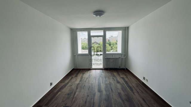 Eladó panellakás, Budapesten, XVIII. kerületben 80 M Ft, 3 szobás