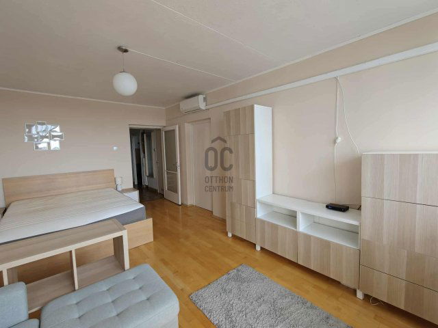 Eladó téglalakás, Budapesten, VIII. kerületben 65 M Ft, 2 szobás