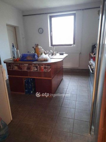 Eladó családi ház, Szigetváron 65 M Ft, 3 szobás