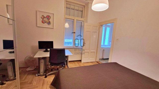 Eladó téglalakás, Budapesten, V. kerületben 179 M Ft, 3 szobás