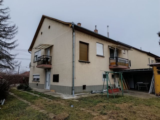 Kiadó családi ház, albérlet, Gyöngyöshalászon 900 E Ft / hó