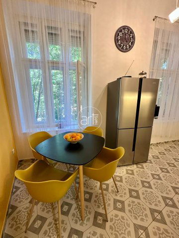 Kiadó téglalakás, albérlet, Szegeden 519 E Ft / hó, 3 szobás