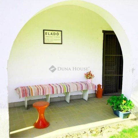 Eladó mezogazdasagi ingatlan, Monoron 19.9 M Ft